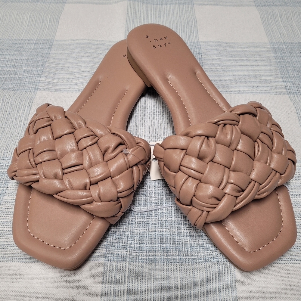 NWT Women's Carissa WovenSlide Sandals - A New Day Tan Color